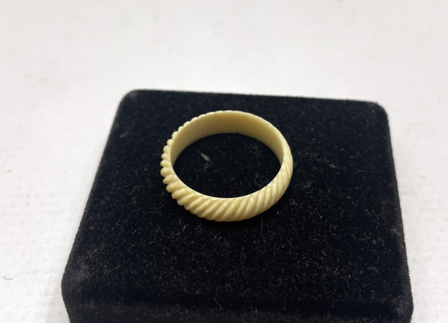 OSMANLI DÖNEMİ FİL DİŞİNDEN MAMUL YÜZÜK