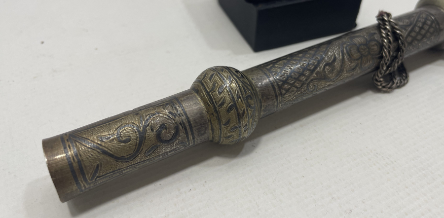 OSMANLI DÖNEMİ VAN İŞİ GÜMÜŞ ÜZERİ SAVAT İŞÇİLİKLİ ÇİL KONDİSYONDA KAMÇI SAPI