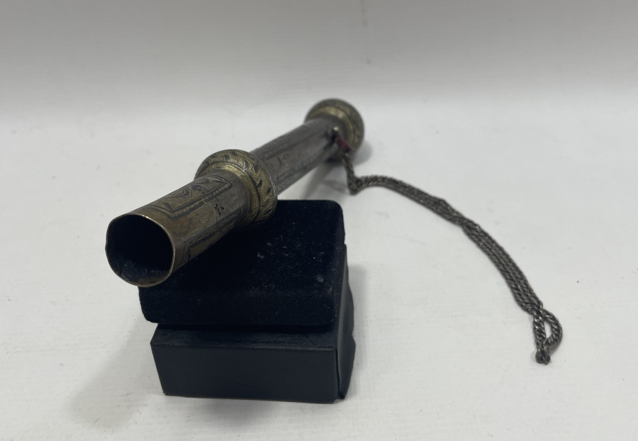 OSMANLI DÖNEMİ VAN İŞİ GÜMÜŞ ÜZERİ SAVAT İŞÇİLİKLİ ÇİL KONDİSYONDA KAMÇI SAPI