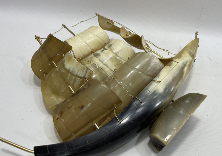 TAMAMI BOYNUZDAN YAPILMIŞ EL İŞİ BÜYÜK BOY GEMİ MAKETİ - YELKENLİ MAKETİ