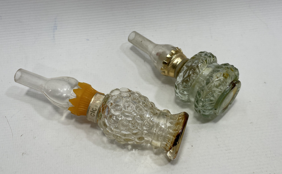 2 ADET GAZ LAMBASI FORMUNDA KOLONYA ŞİŞELERİ