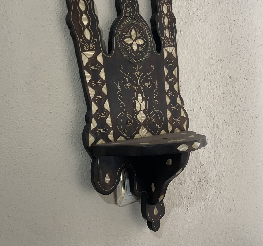 AHŞAP ÜZERİ SEDEF ÇAKMA İŞÇİLİKLİ ANTİKA KAVUKLUK - LAMBALIK