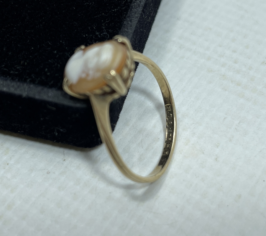 ÇOK NADİR ALTIN KAMEO YÜZÜK