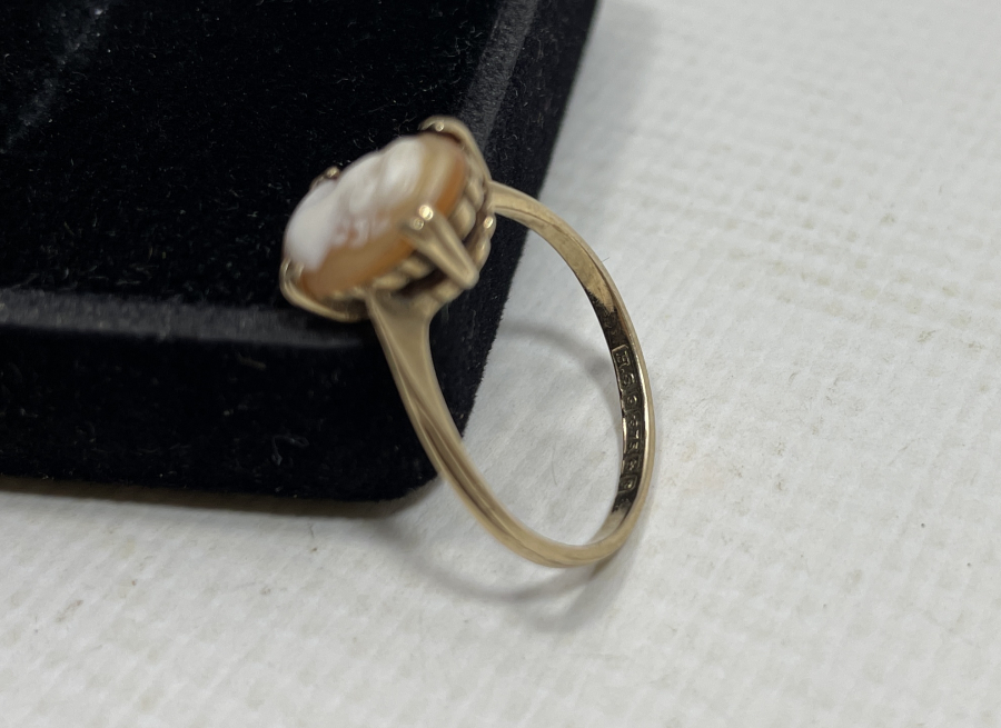 ÇOK NADİR ALTIN KAMEO YÜZÜK