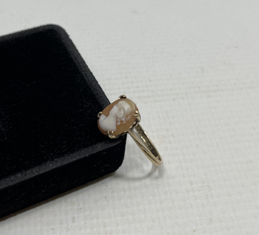 ÇOK NADİR ALTIN KAMEO YÜZÜK