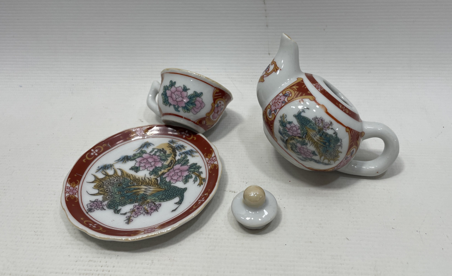 EL BOYAMA ESKİ ÇİN MİNYATÜR YEŞİL ÇAY TAKIMI