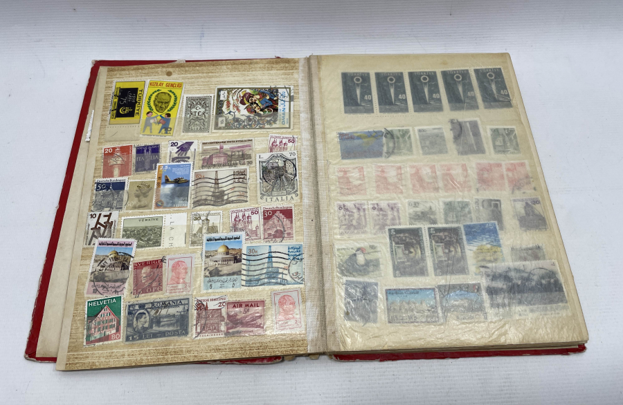 İÇİNDE PULLARI BULUNAN ANTİKA PUL ALBÜMÜ - HAZIR PUL KOLEKSİYONU