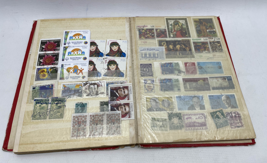 İÇİNDE PULLARI BULUNAN ANTİKA PUL ALBÜMÜ - HAZIR PUL KOLEKSİYONU