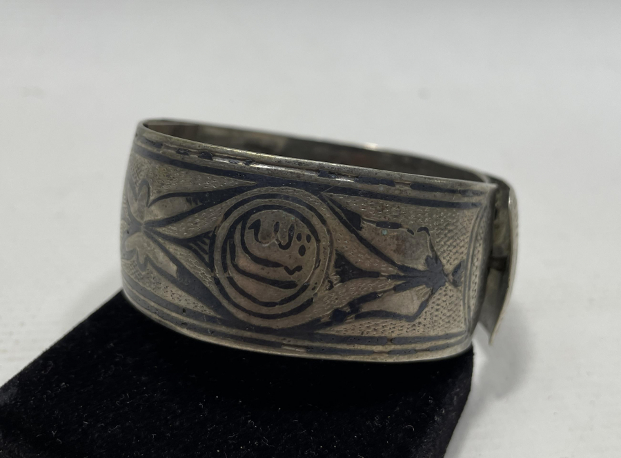 OSMANLI DÖNEMİ ÜZERİ YAZILI SAVATLI GÜMÜŞ BİLEZİK