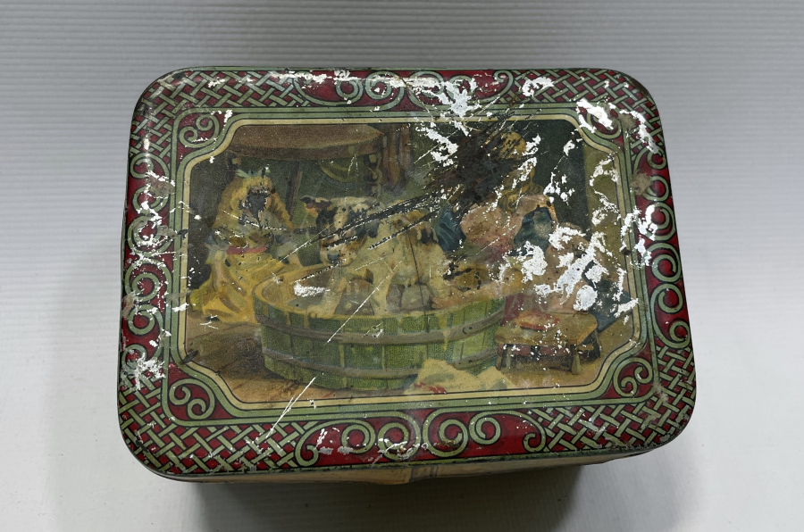 OSMANLI DÖNEMİ YAVRUYAN VE İSACYAN YAPIMI ÇOK NADİR ÇAY KUTUSU