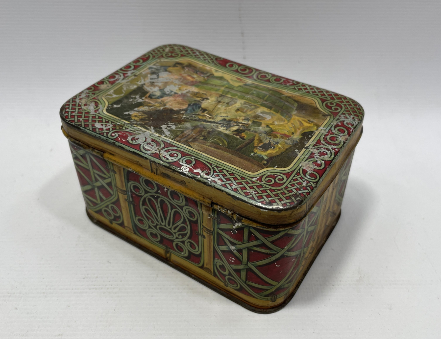 OSMANLI DÖNEMİ YAVRUYAN VE İSACYAN YAPIMI ÇOK NADİR ÇAY KUTUSU