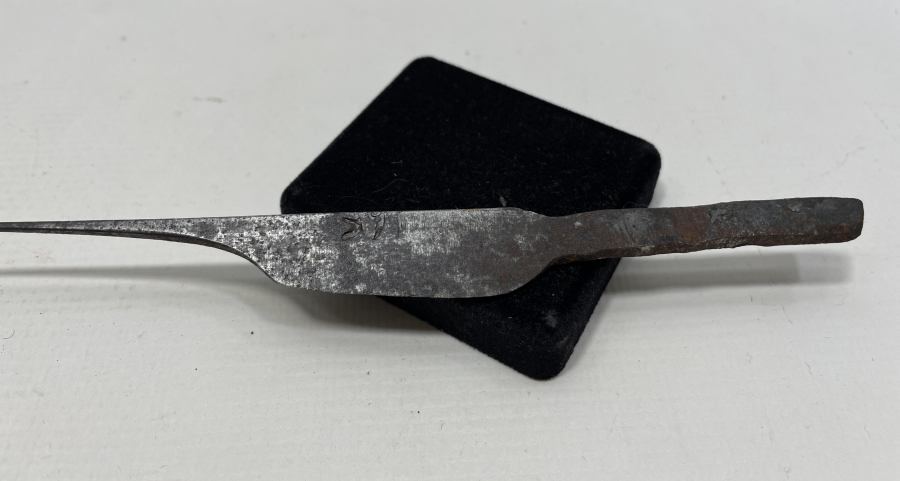 ÜZERİ OSMANLICA YAZILI NADİR SARAÇ ALETİ