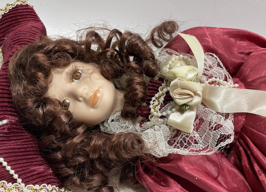 BÜYÜK BOY ANTİKA TAŞ BEBEK - PORSELEN BEBEK