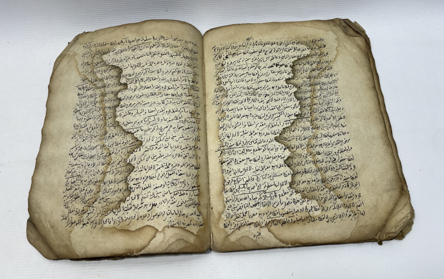 OSMANLI DÖNEMİ EL YAZMA ZEYNİZADE HÜSEYİN EFENDİNİN TALIKUL FEVADIL ALA RABİL AVAMİL ADLI ESERİNİN İRABI