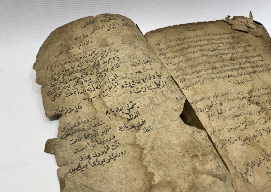 OSMANLI DÖNEMİ EL YAZMA ZEYNİZADE HÜSEYİN EFENDİNİN TALIKUL FEVADIL ALA RABİL AVAMİL ADLI ESERİNİN İRABI