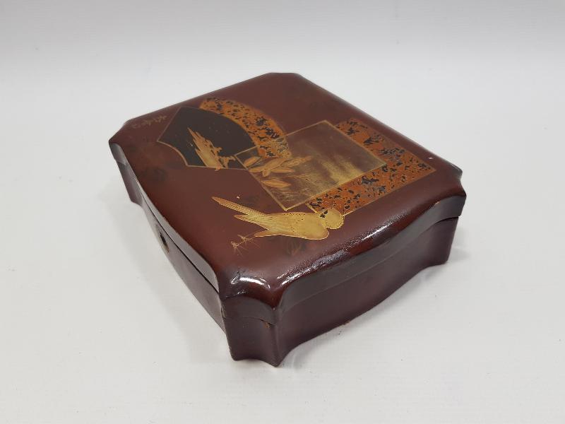 ANTİKA PAPIER MACHE KUTU