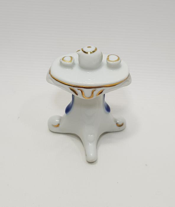 KAHVALTI MASASI FORMLU MİNİ PORSELEN BİBLO