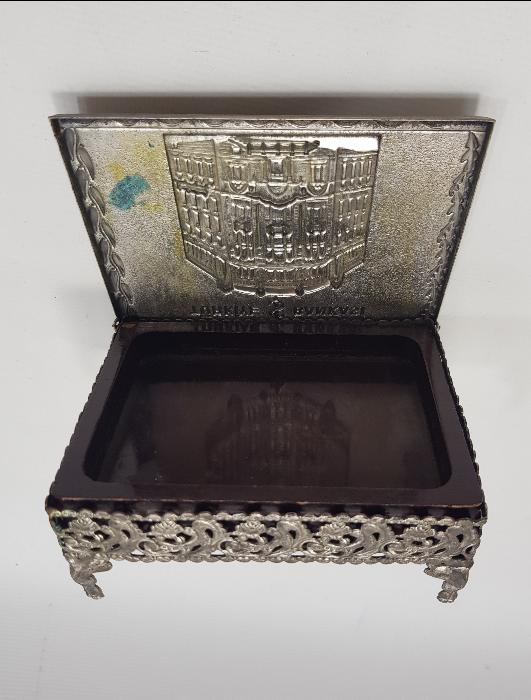 TÜRKİYE İŞ BANKASI PUL KUTUSU