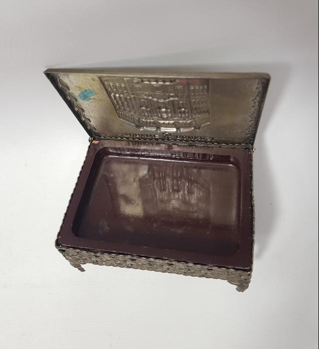 TÜRKİYE İŞ BANKASI PUL KUTUSU