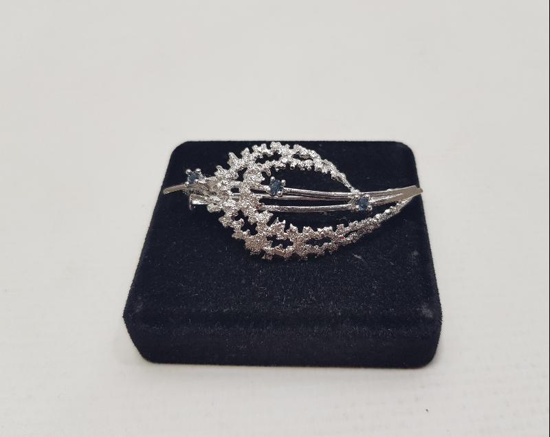 HİLAL FORMLU ANTİKA BROŞ