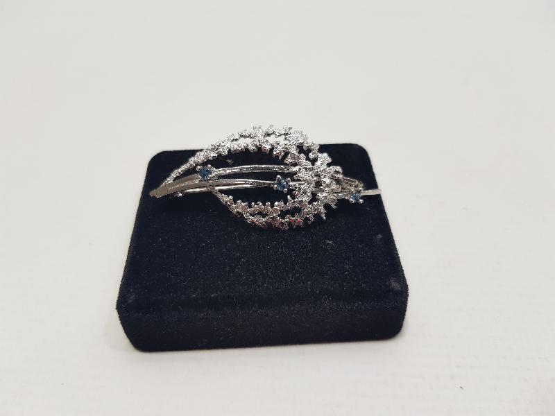 HİLAL FORMLU ANTİKA BROŞ