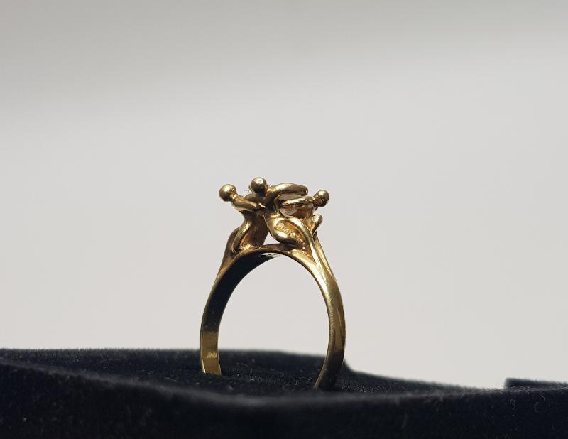 1930'LARDAN ZİRKON TAŞLI ÇOK FARKLI FORMDA YÜZÜK