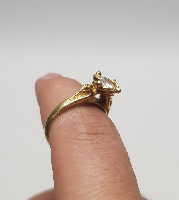 1930'LARDAN ZİRKON TAŞLI ÇOK FARKLI FORMDA YÜZÜK