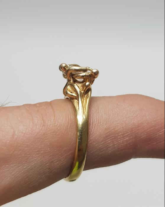 1930'LARDAN ZİRKON TAŞLI ÇOK FARKLI FORMDA YÜZÜK