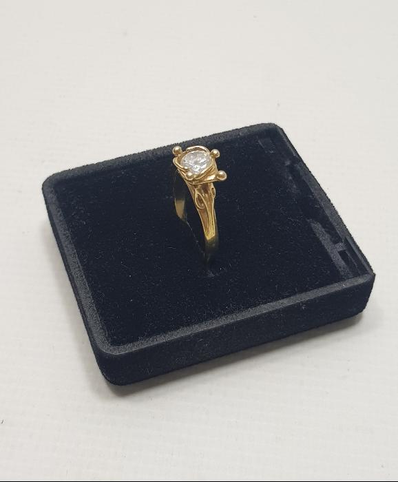 1930'LARDAN ZİRKON TAŞLI ÇOK FARKLI FORMDA YÜZÜK