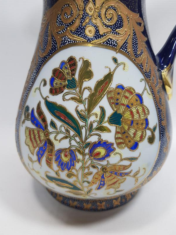 ANTİKA ALTIN YALDIZLI VE MİNELİ PORSELEN BANYO SETİ 