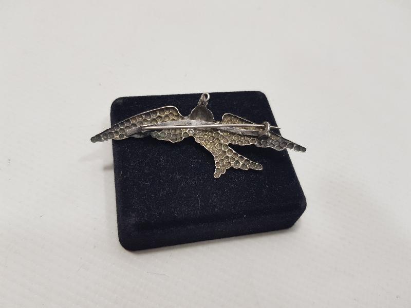 ANTİKA KIRLAGIÇ FORMLU GÜMÜŞ BROŞ