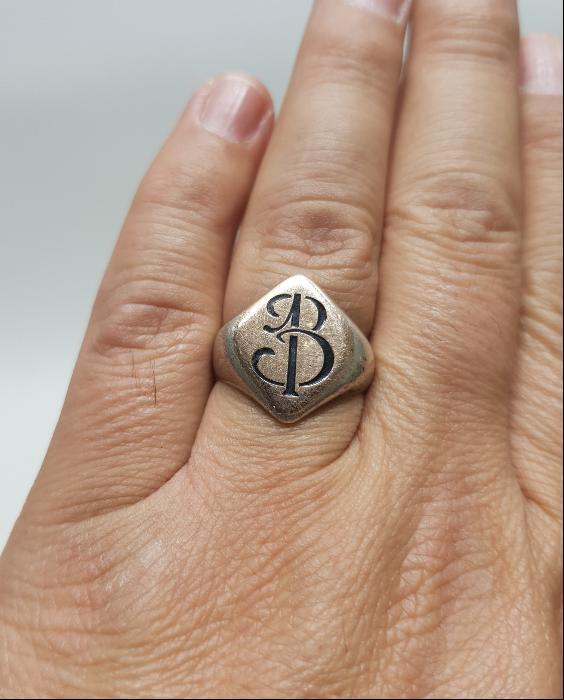 B İNİSİYALLİ ANTİKA GÜMÜŞ YÜZÜK