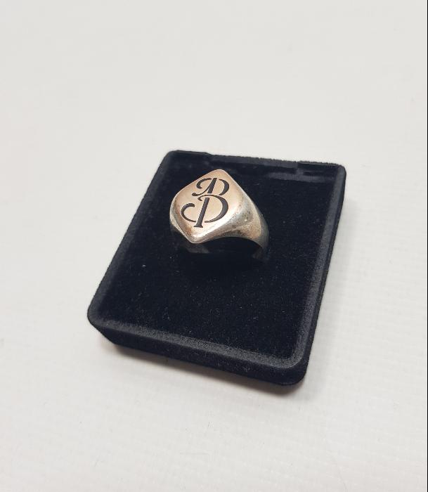 B İNİSİYALLİ ANTİKA GÜMÜŞ YÜZÜK