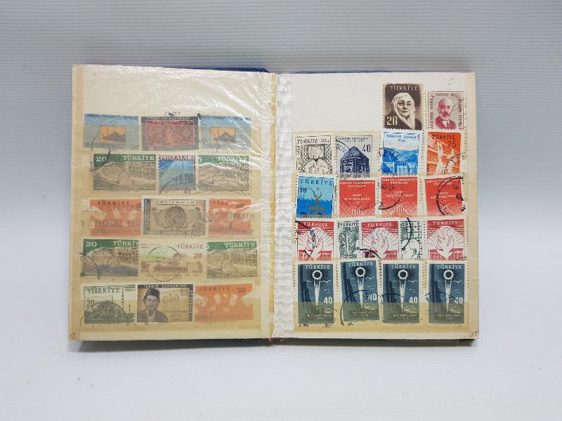 BİR ALBÜM DOLUSU ANTİKA PUL KOLEKSİYONU 