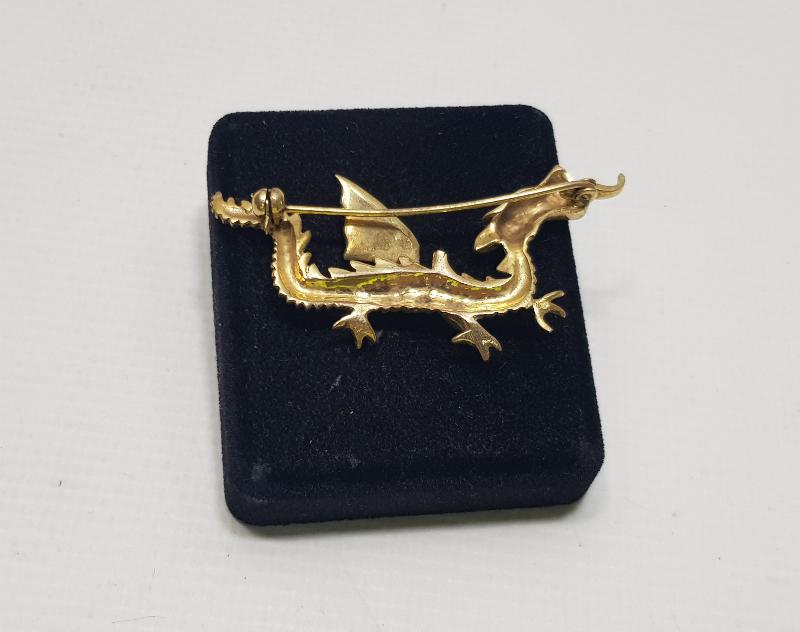 EJDERHA FORMLU ALTIN KAPLAMA BROŞ 