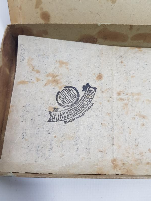 OSMANLICA DÖNEMİ ALİ MUHİDDİN HACI BEKİR MUKAVVA ŞEKERLEME KUTUSU