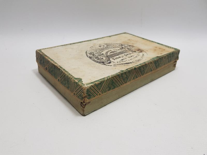 OSMANLICA DÖNEMİ ALİ MUHİDDİN HACI BEKİR MUKAVVA ŞEKERLEME KUTUSU