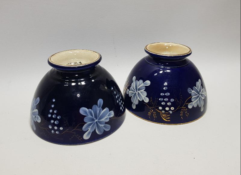 OSMANLI PAZARI İÇİN YAPILMIŞ BİR ÇİFT PORSELEN ÇORBA KASESİ