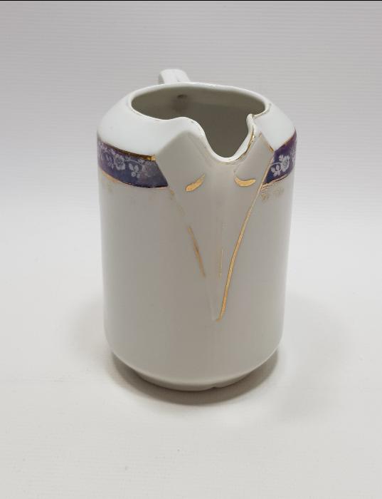 RUSÇA VE OSMANLICA DAMGALI PORSELEN SÜTLÜK