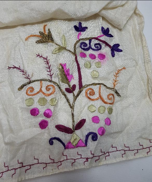 OSMANLI DÖNEMİ EL İŞLEME İPEK SEHPA ÖRTÜSÜ