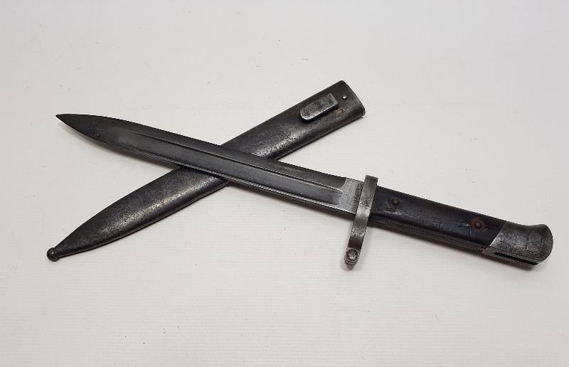 1. DÜNYA SAVAŞI YÜKSEK KONDÜSYONDA OSMANLI SUBAY SÜNGÜSÜ