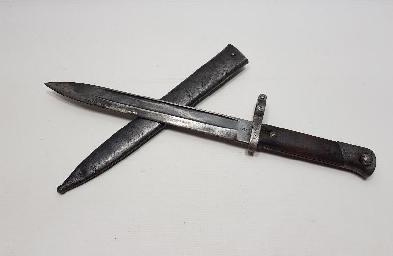 1. DÜNYA SAVAŞI YÜKSEK KONDÜSYONDA OSMANLI SUBAY SÜNGÜSÜ