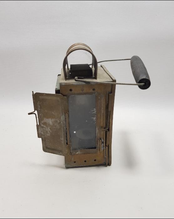 ANTİKA DEMİRYOLU İŞARET LAMBASI