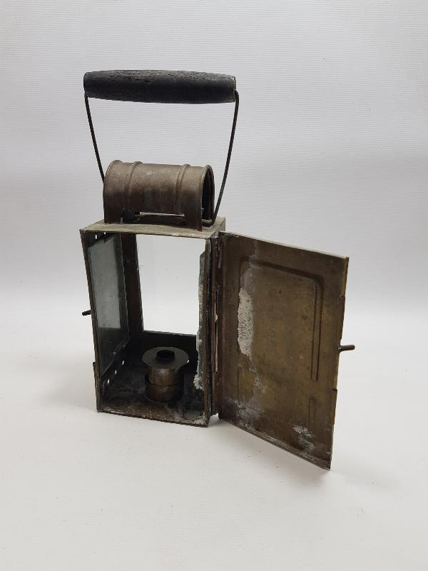 ANTİKA DEMİRYOLU İŞARET LAMBASI