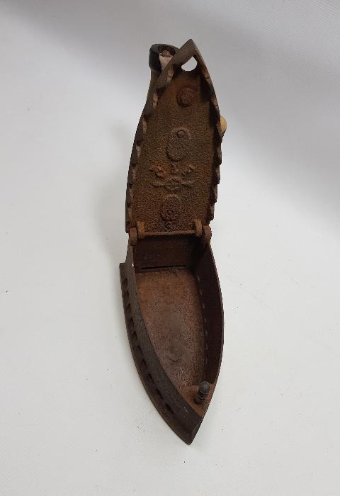 ANTİKA KÖMÜRLÜ ÜTÜ