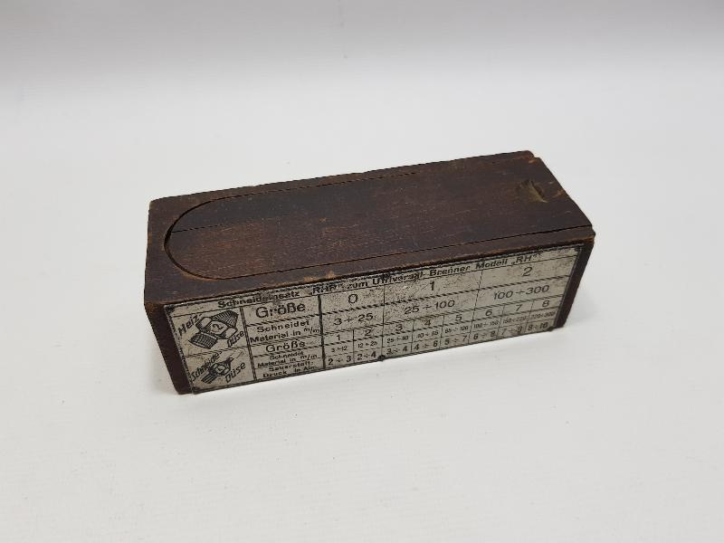 KUTUSUNDA ANTİKA SOMUN TAKIMI