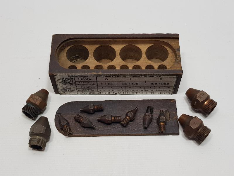 KUTUSUNDA ANTİKA SOMUN TAKIMI