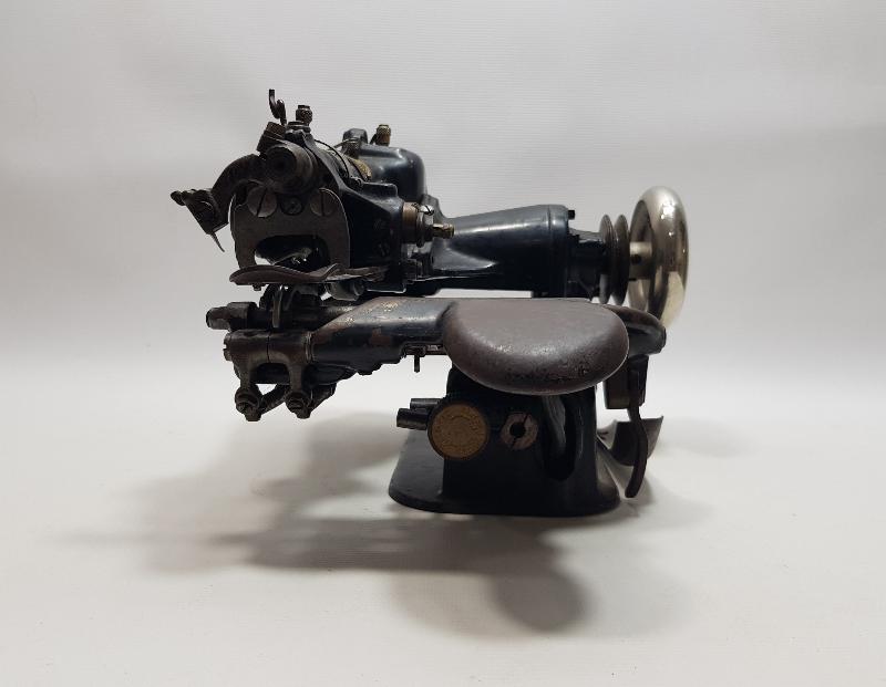 OSMANLI DÖNEMİ ÇOK FARKLI FORMDA DİKİŞ MAKİNESİ