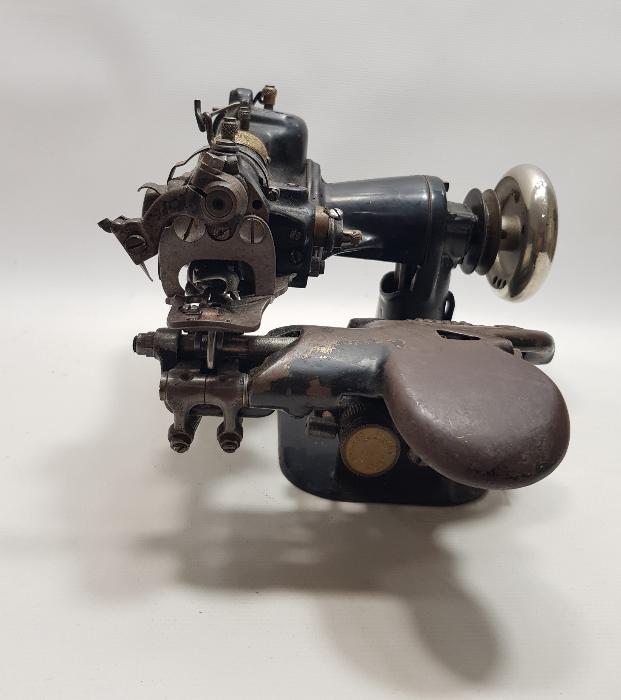 OSMANLI DÖNEMİ ÇOK FARKLI FORMDA DİKİŞ MAKİNESİ