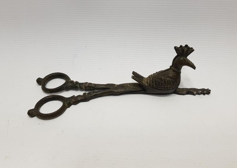 OSMANLI DÖNEMİ ERMENİ İŞİ TAVUSKUŞU FORMLU MUM MAKASI